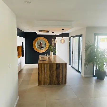 Recente Sanary,piscine, 3 ,proche Et Centre-ville Villa