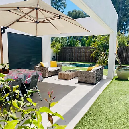 Recente Sanary,piscine, 3 ,proche Et Centre-ville Villa